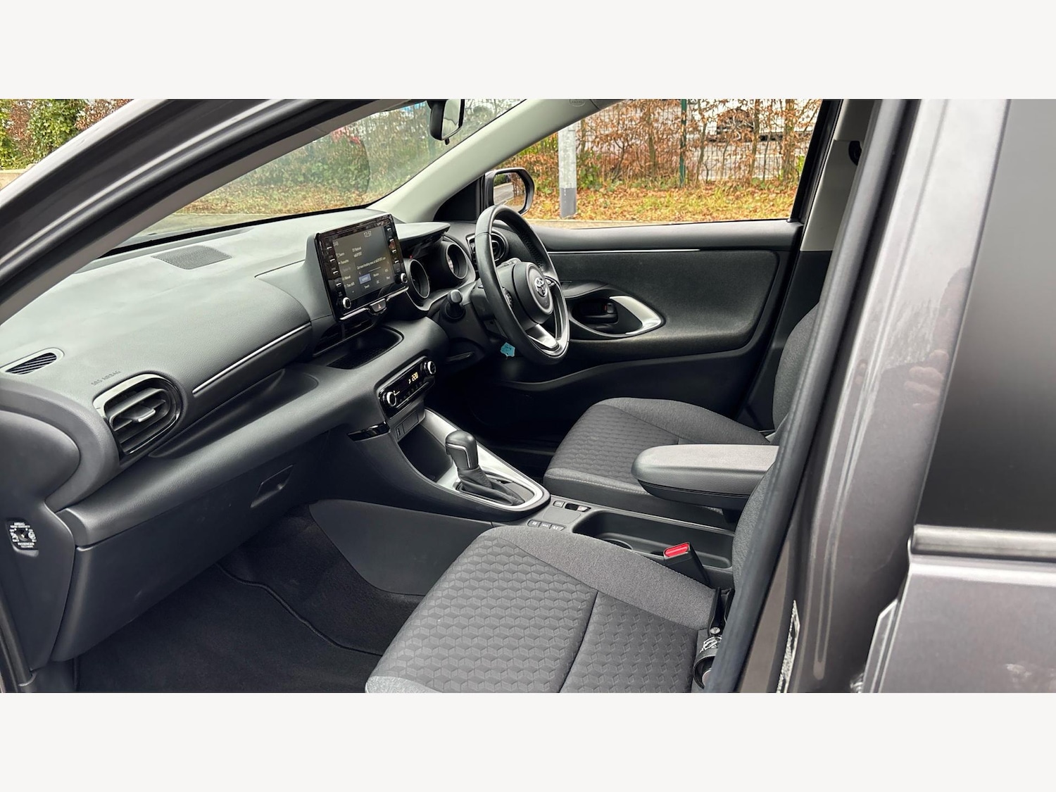 Used Toyota Yaris 2020 for sale - 77156577: Photo 12