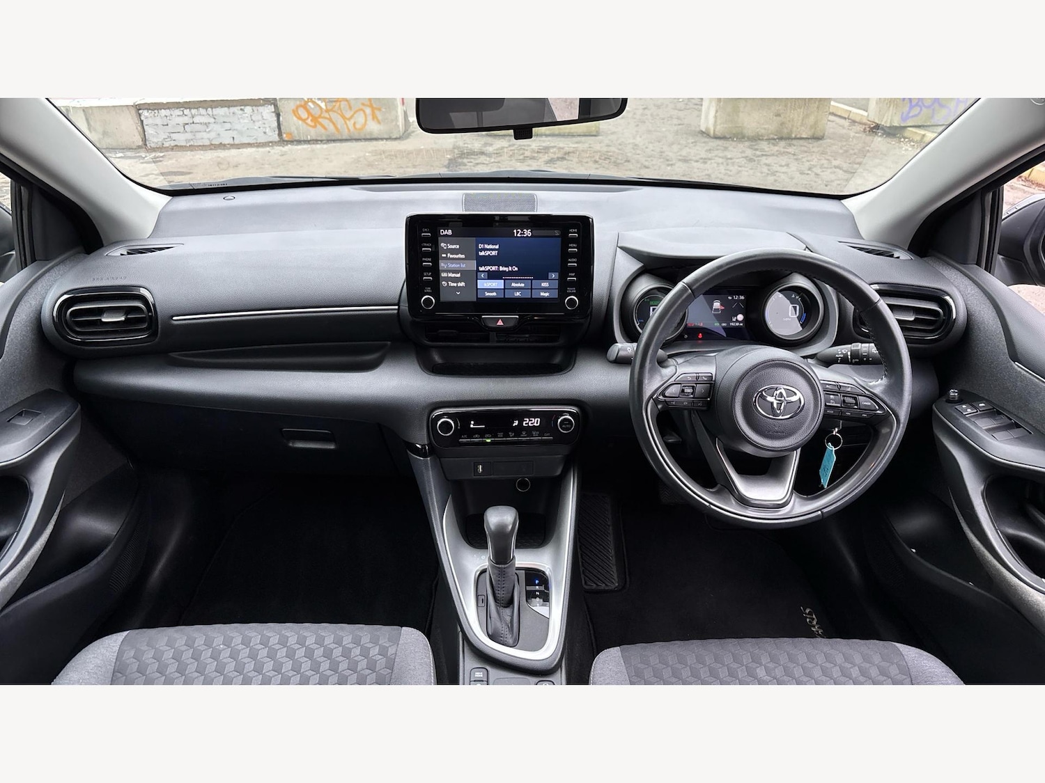 Used Toyota Yaris 2020 for sale - 77156577: Photo 7