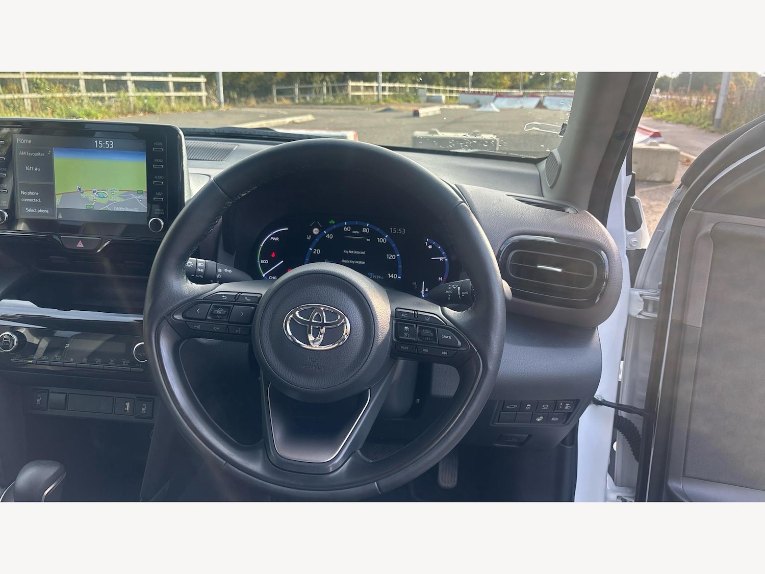 Used Toyota Yaris Cross 2024 for sale - 76936037: Photo 10