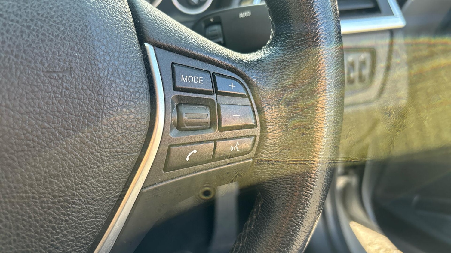 Used BMW 3 Series 2018 for sale - 76397889: Photo 36