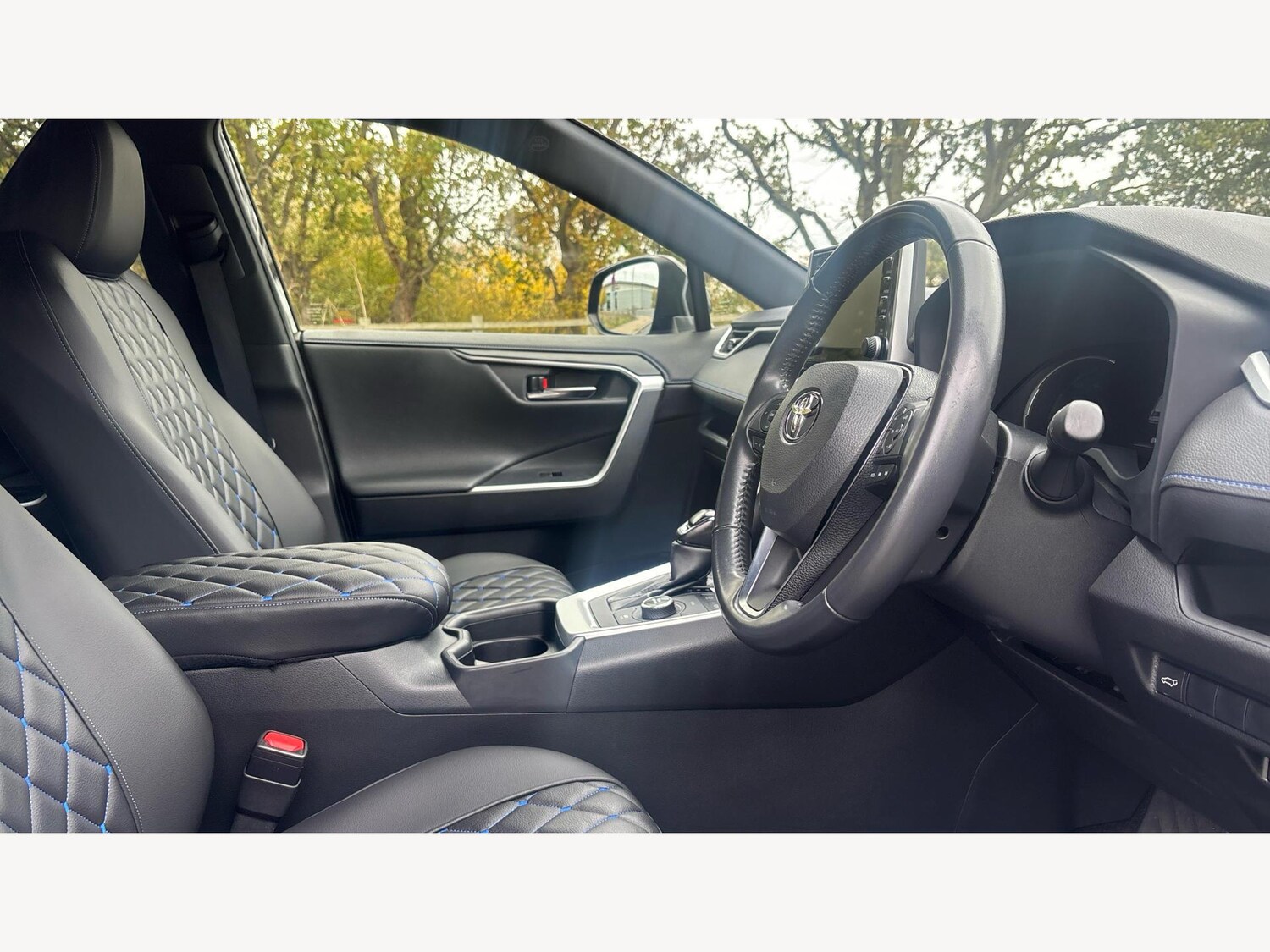 Used Toyota RAV4 2021 for sale - 76398351: Photo 13