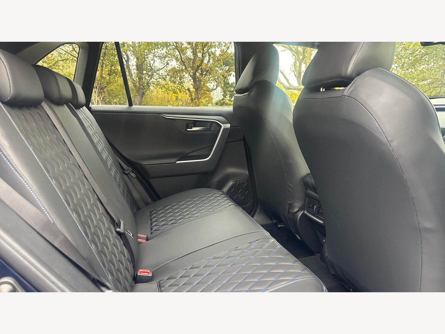 Used Toyota RAV4 2021 for sale - 76398351: Photo 14