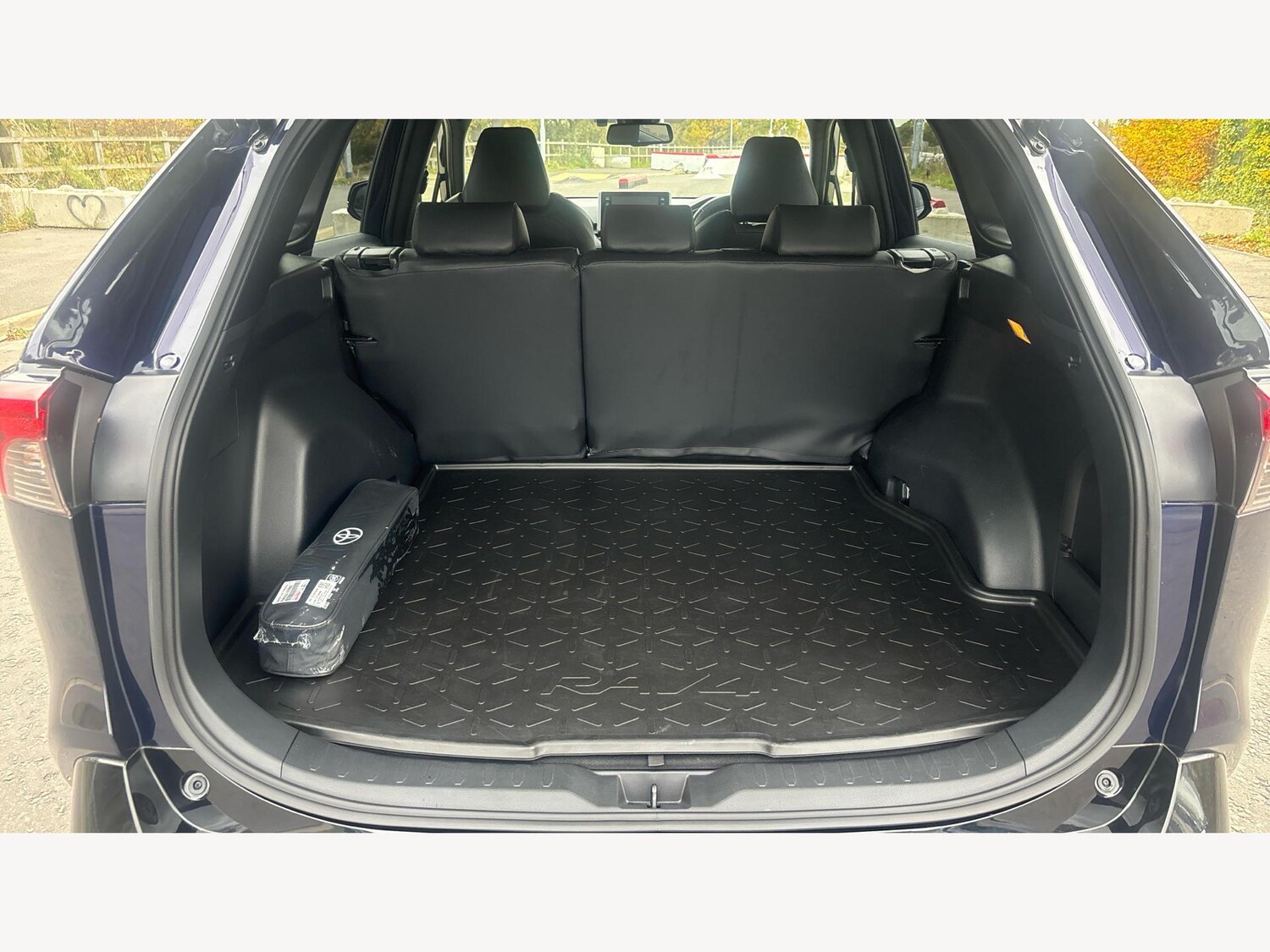 Used Toyota RAV4 2021 for sale - 76398351: Photo 16