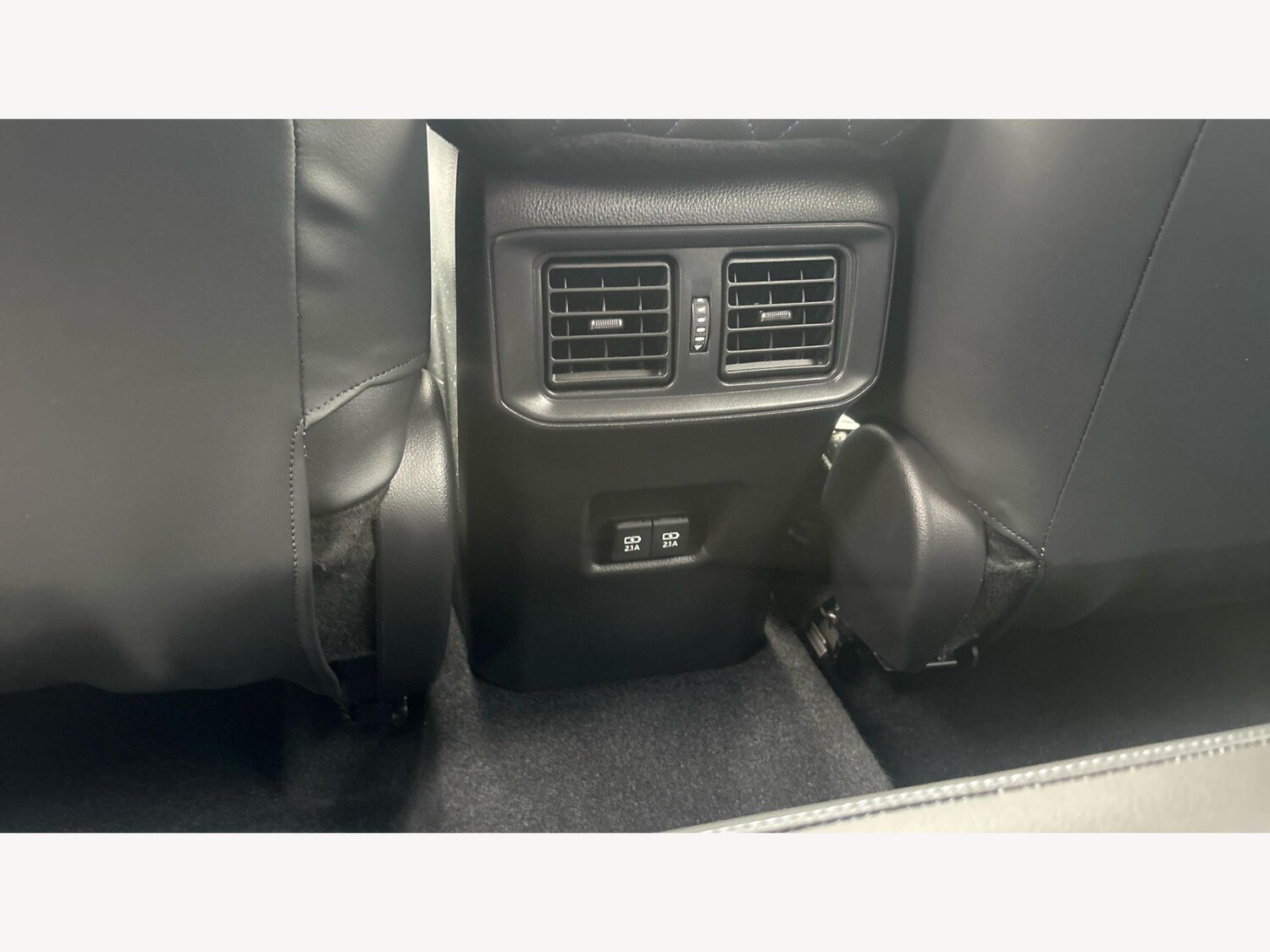 Used Toyota RAV4 2021 for sale - 76398351: Photo 29