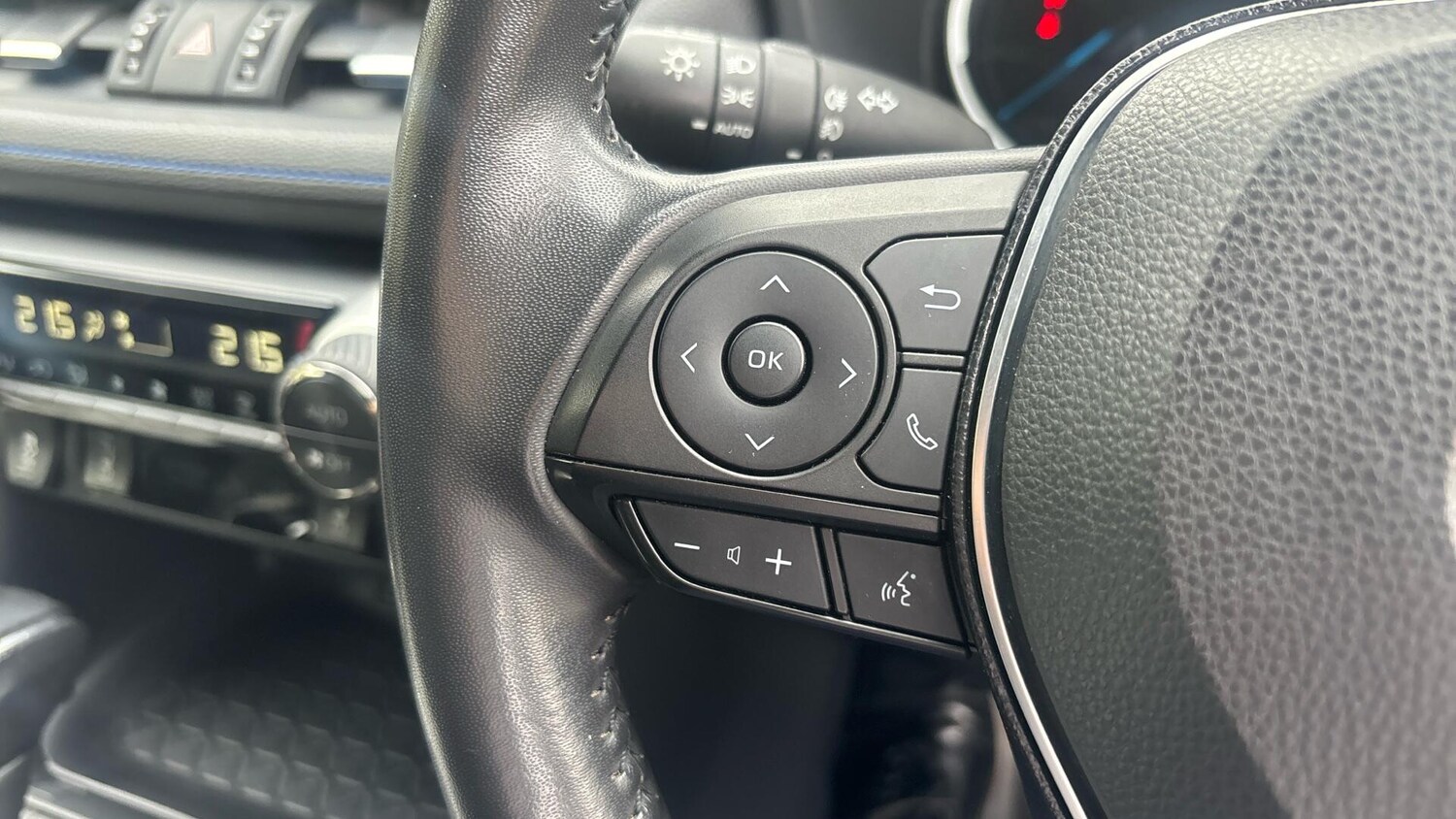 Used Toyota RAV4 2021 for sale - 76398351: Photo 39