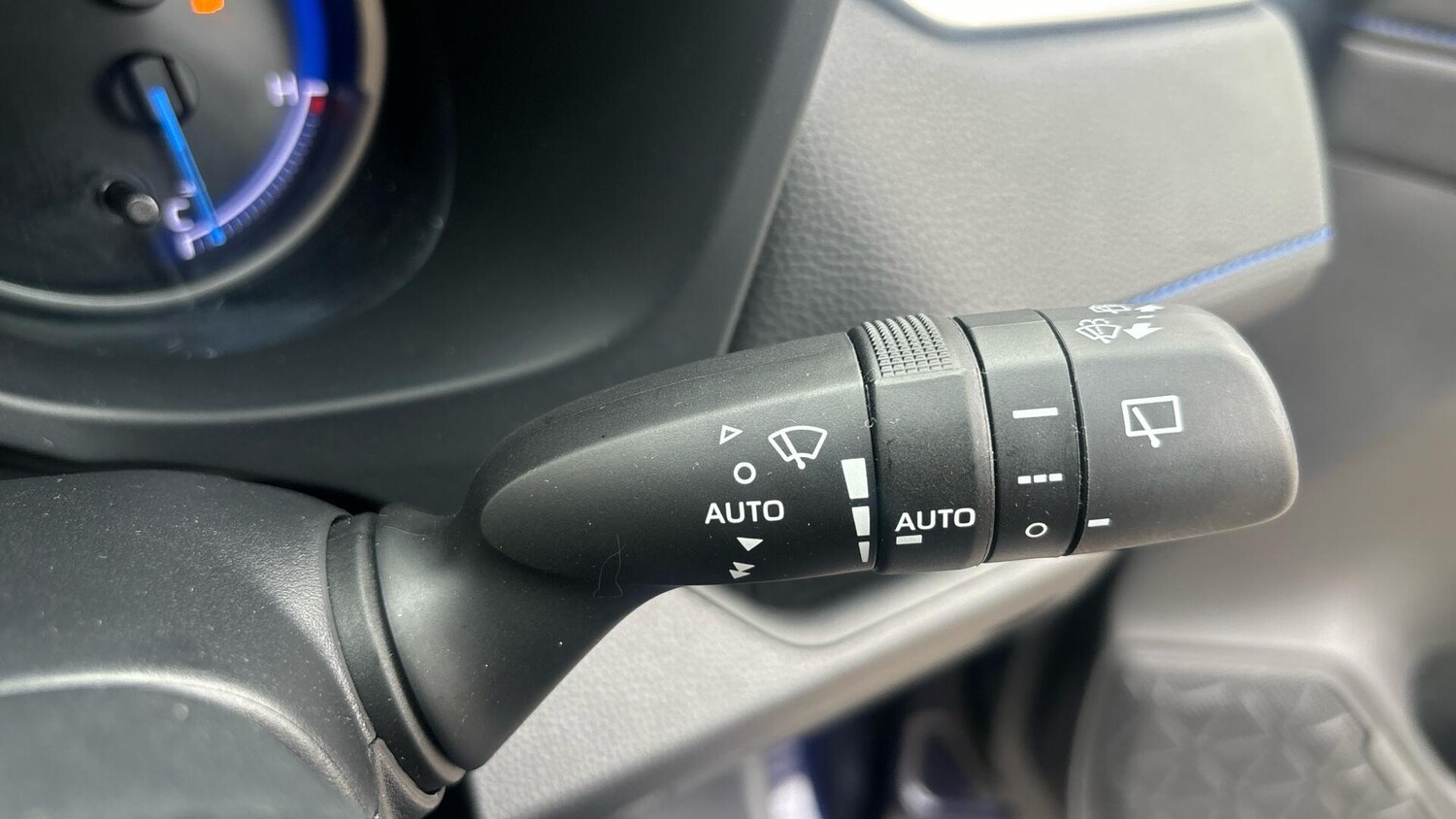 Used Toyota RAV4 2021 for sale - 76398351: Photo 41