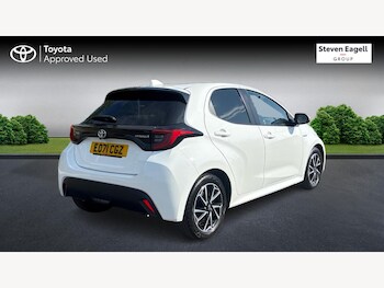 Used Toyota Yaris 2021 for sale - 75478800: Photo