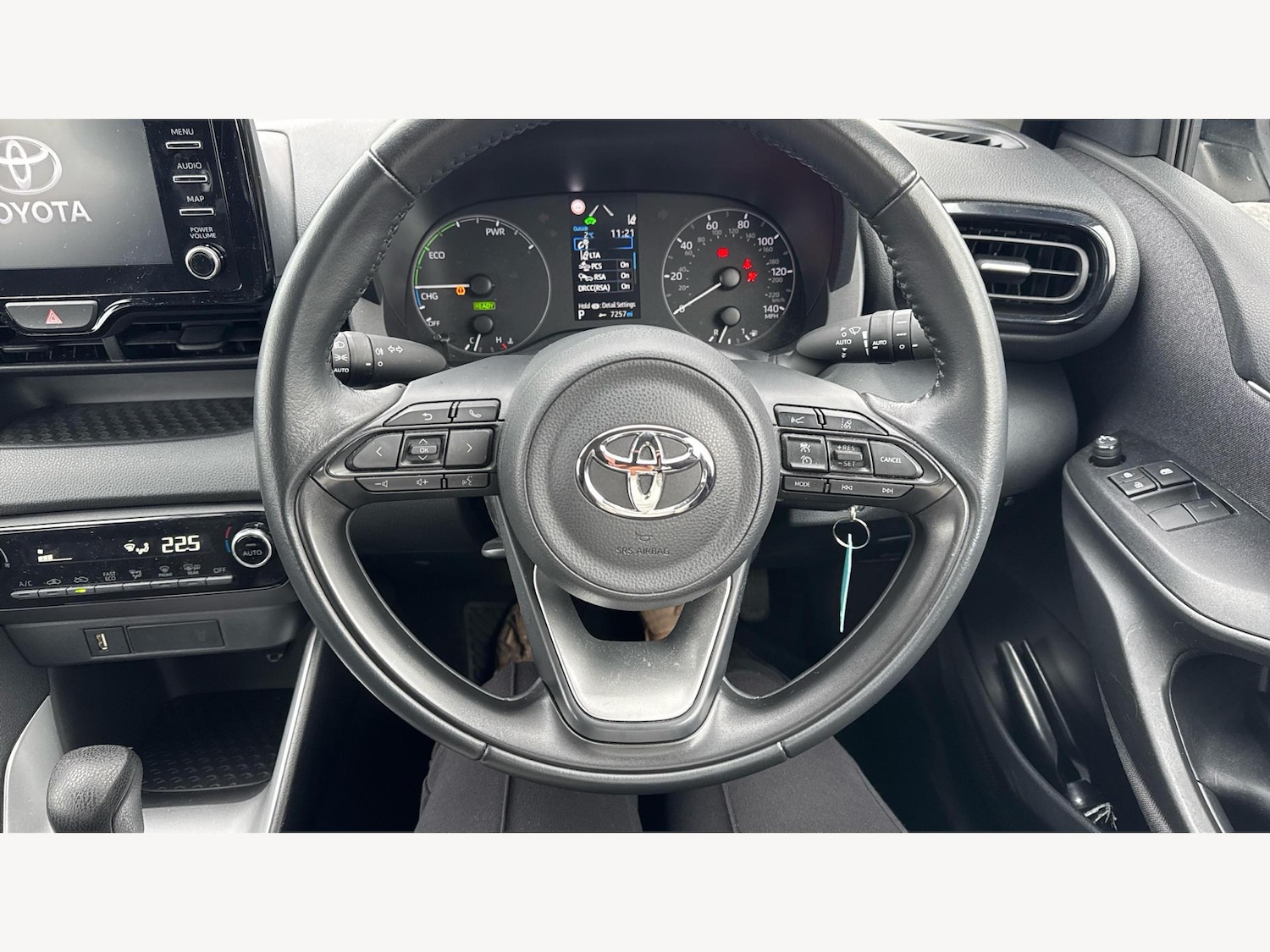 Used Toyota Yaris 2023 for sale - 77267644: Photo 10