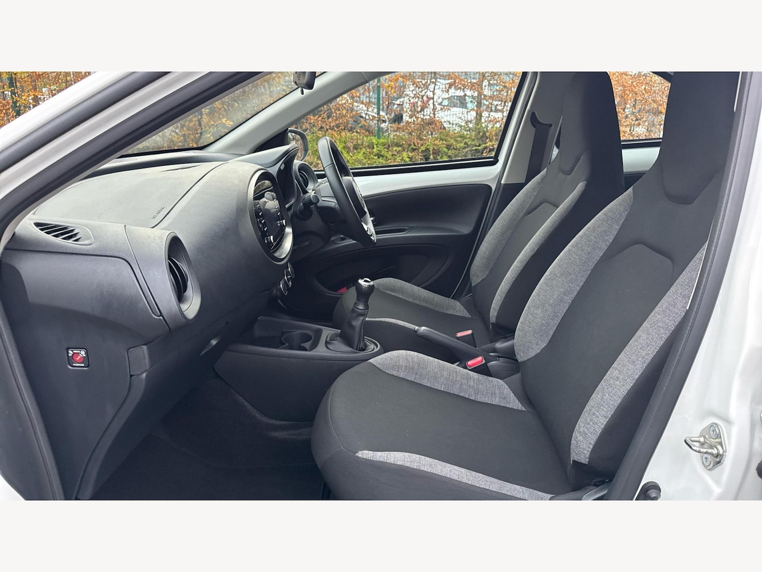 Used Toyota Aygo X 2023 for sale - 76832506: Photo 12