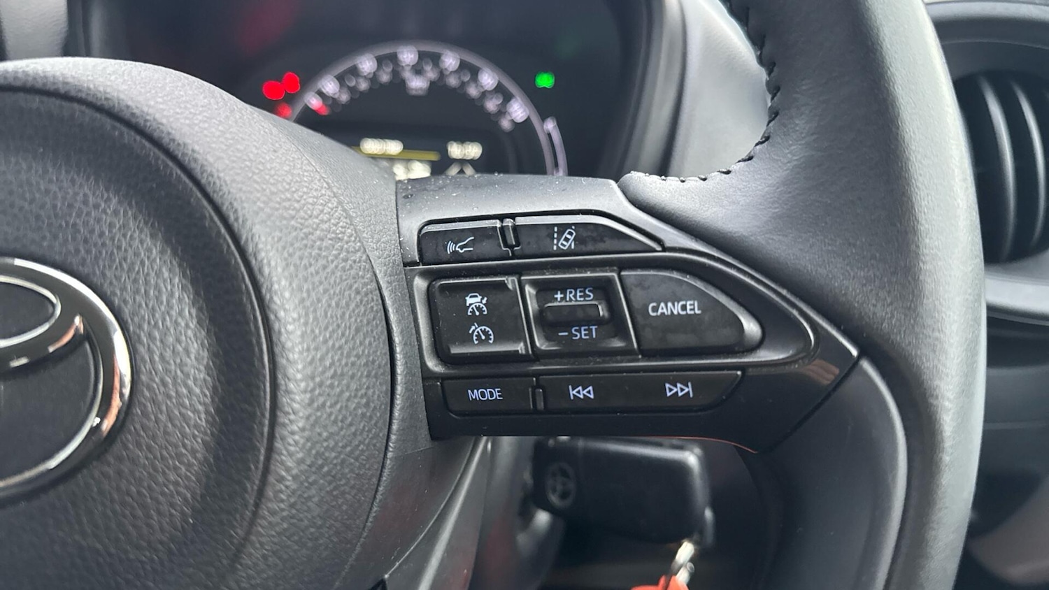 Used Toyota Aygo X 2023 for sale - 76832506: Photo 33