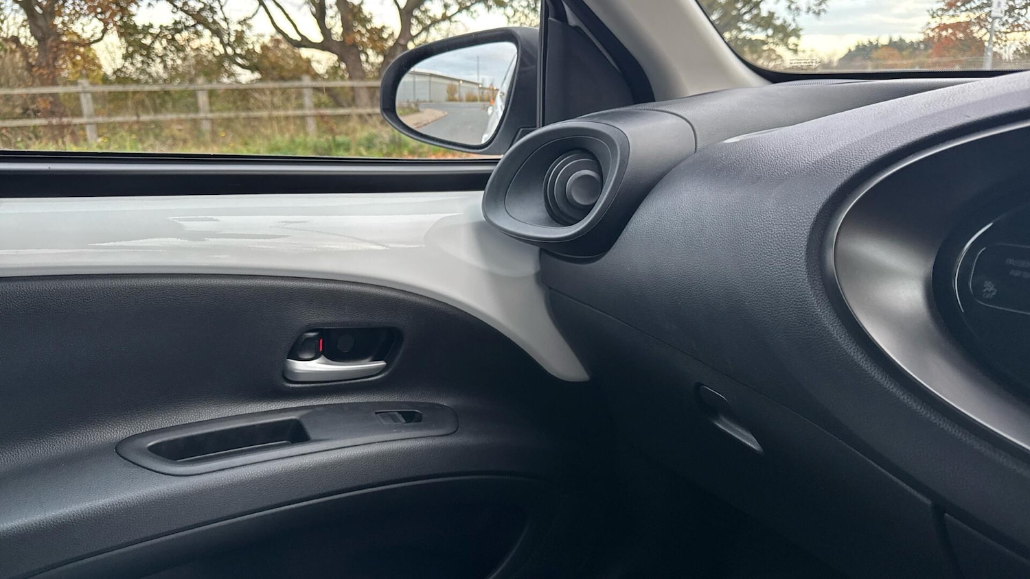 Used Toyota Aygo X 2023 for sale - 76832506: Photo 38