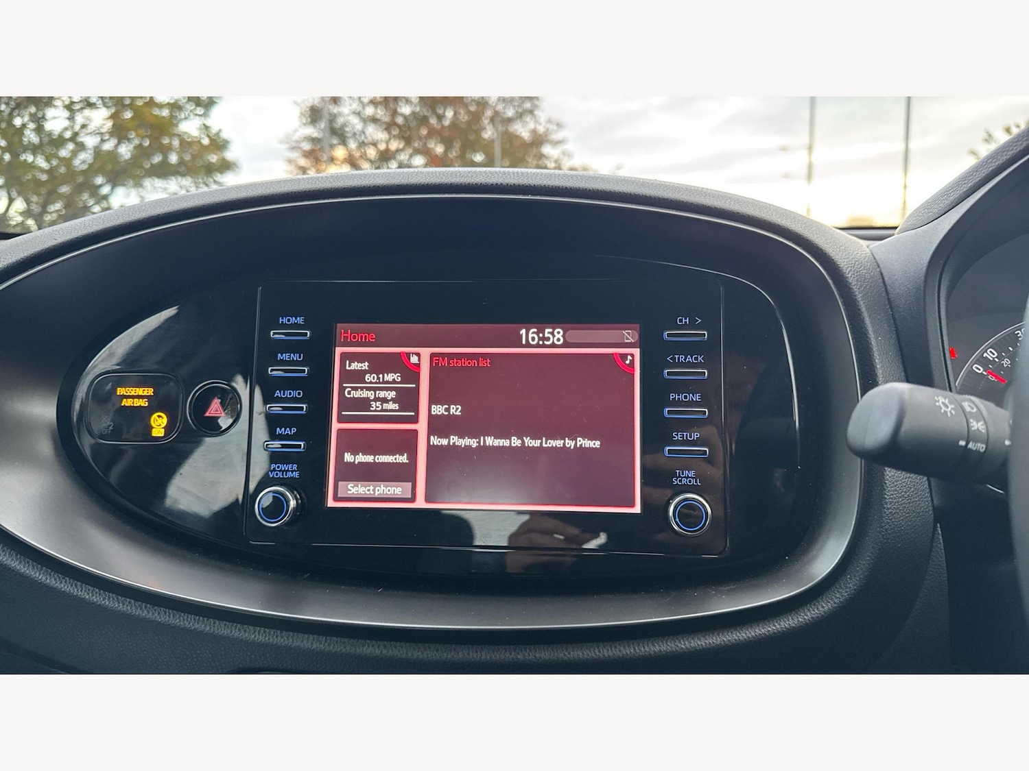 Used Toyota Aygo X 2023 for sale - 76832506: Photo 9