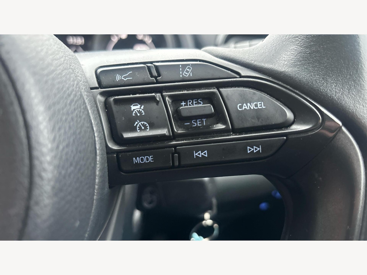 Used Toyota Yaris for sale - 77191408: Photo 29