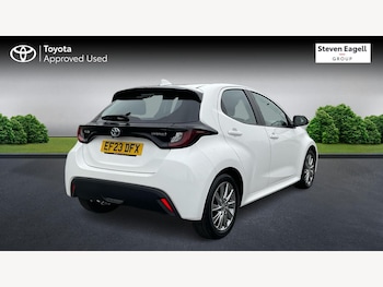 Used Toyota Yaris 2023 for sale - 75609428: Photo