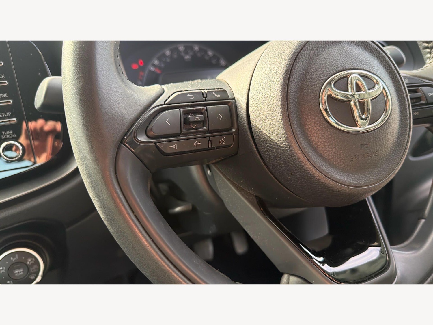 Used Toyota Aygo X for sale - 77737842: Photo 27