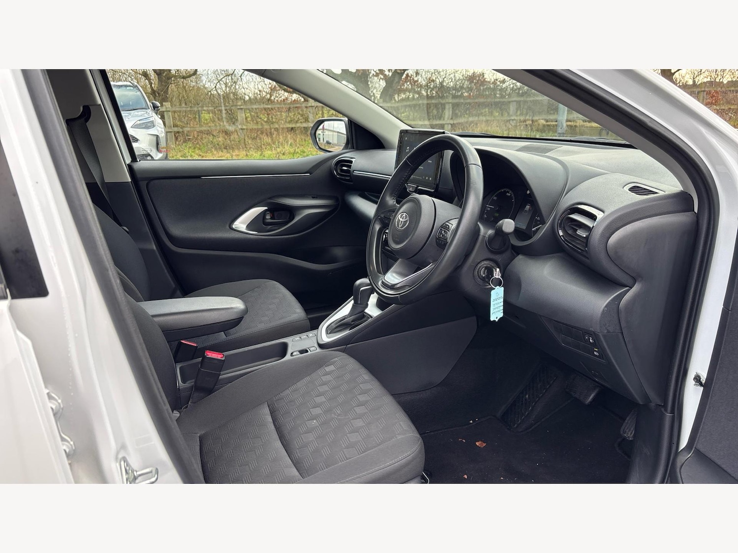 Used Toyota Yaris for sale - 77267837: Photo 13