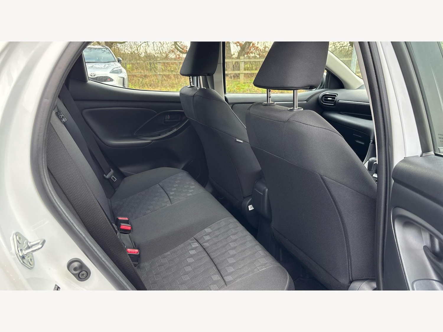 Used Toyota Yaris for sale - 77267837: Photo 14