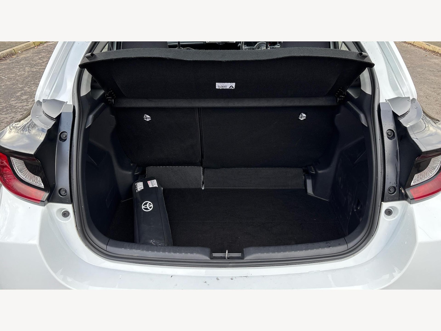 Used Toyota Yaris for sale - 77267837: Photo 16