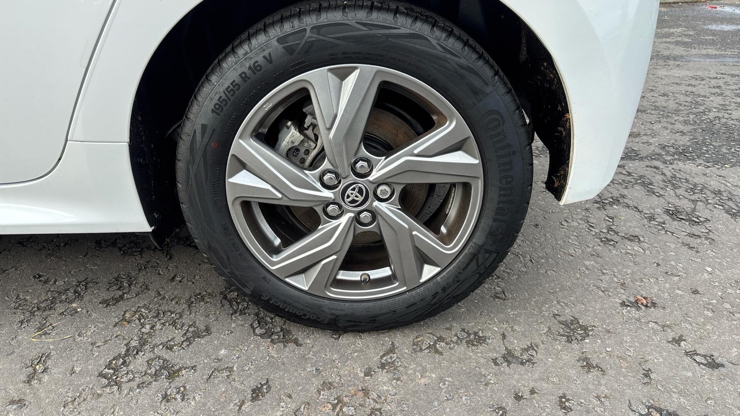 Used Toyota Yaris for sale - 77267837: Photo 35