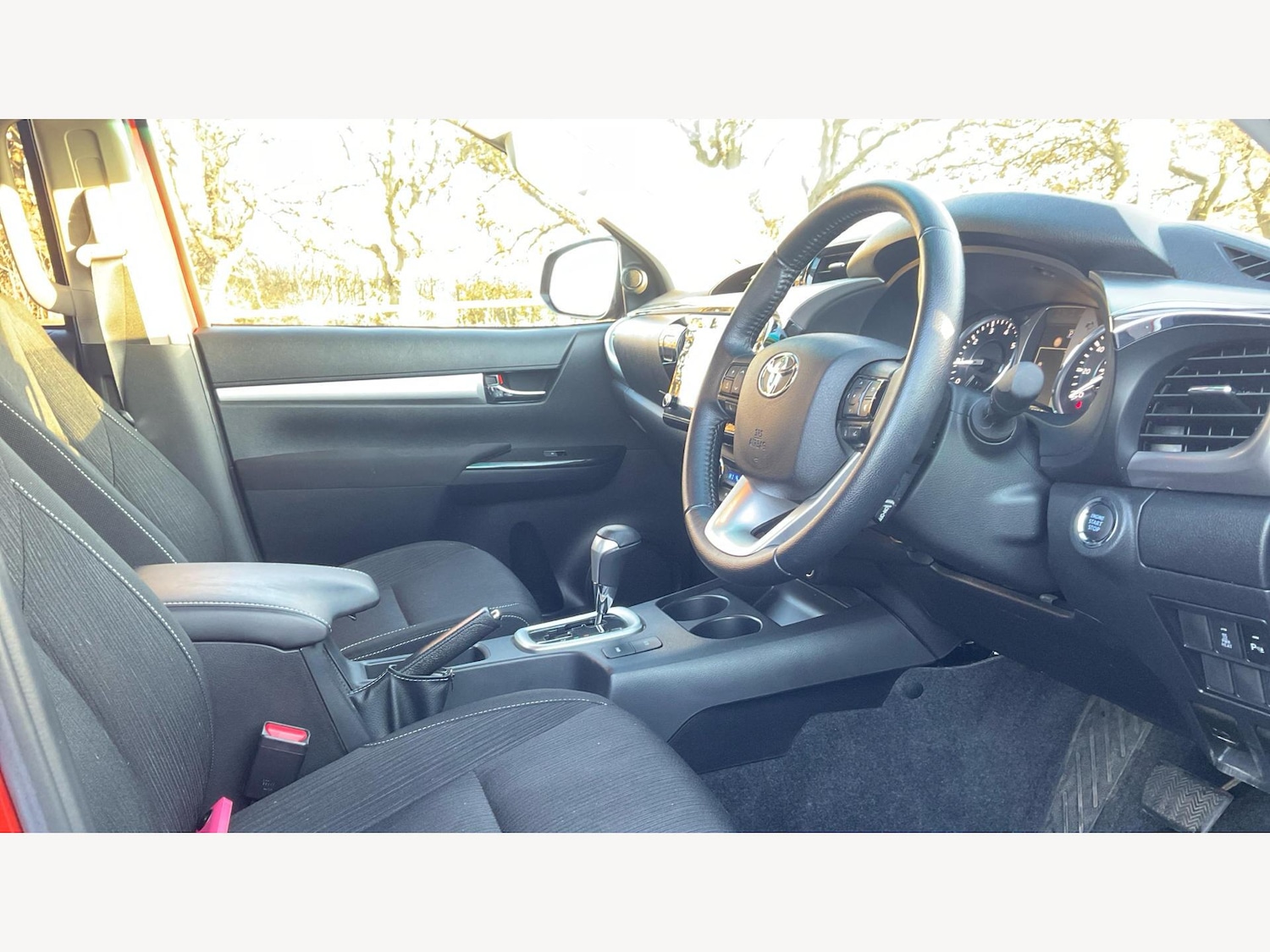 Used Toyota Hilux 2022 for sale - 76735288: Photo 13