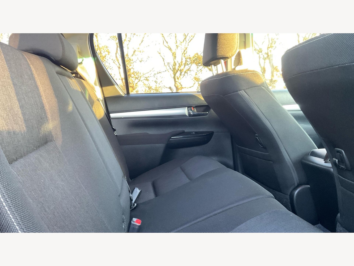 Used Toyota Hilux 2022 for sale - 76735288: Photo 14