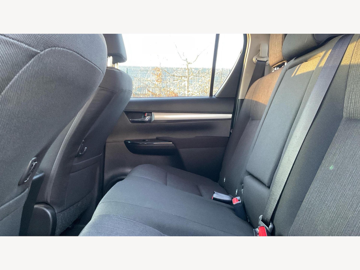 Used Toyota Hilux 2022 for sale - 76735288: Photo 15