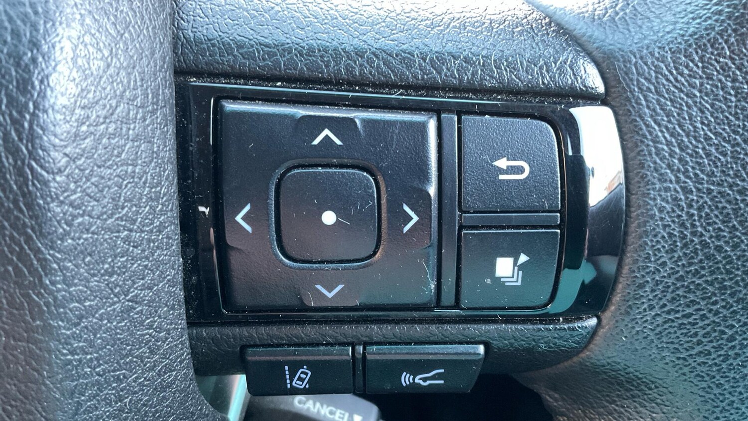 Used Toyota Hilux 2022 for sale - 76735288: Photo 37