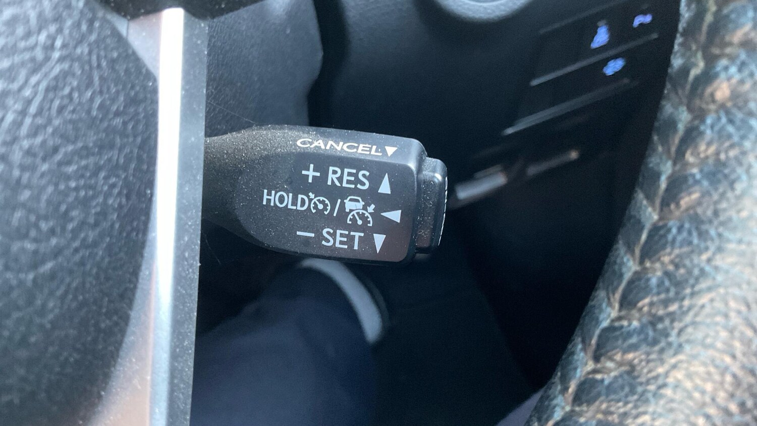 Used Toyota Hilux 2022 for sale - 76735288: Photo 38