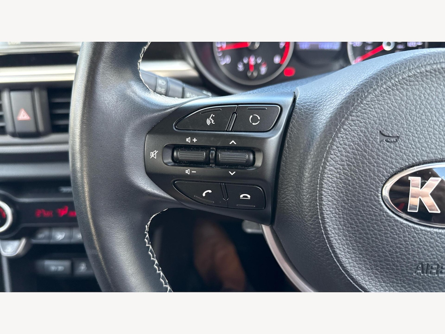 Used Kia Picanto 2018 for sale - 76371374: Photo 26