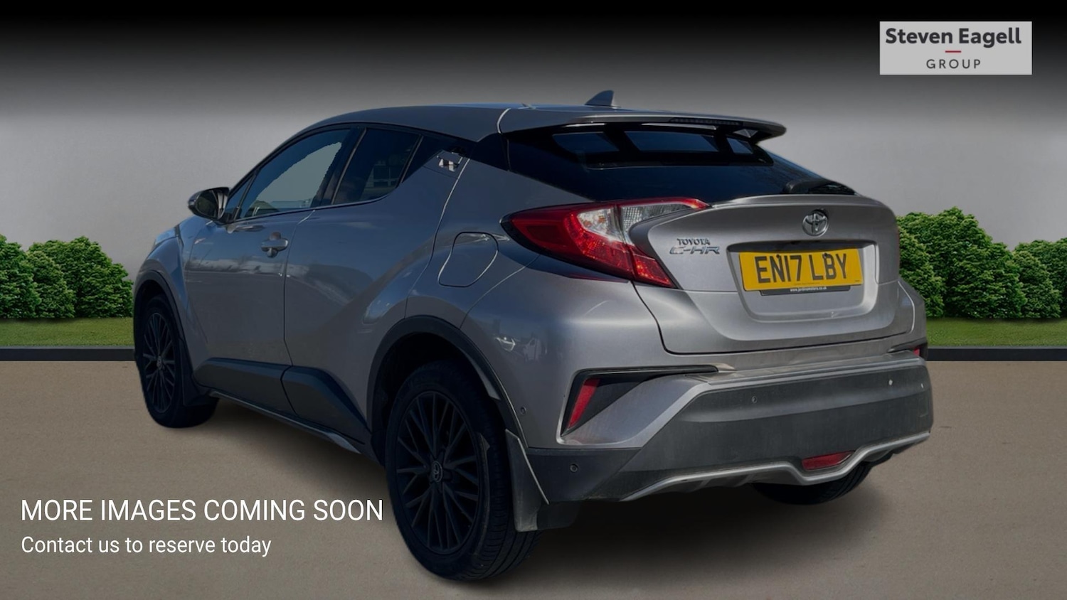 Used Toyota C-HR 2017 for sale - 78034948: Photo 2