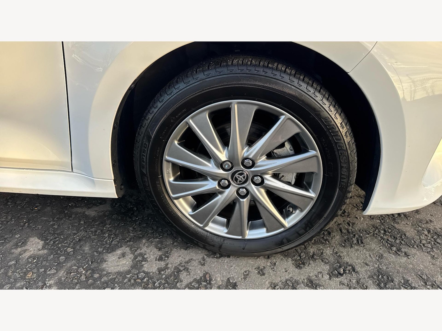 Used Toyota Yaris 2023 for sale - 77144254: Photo 31