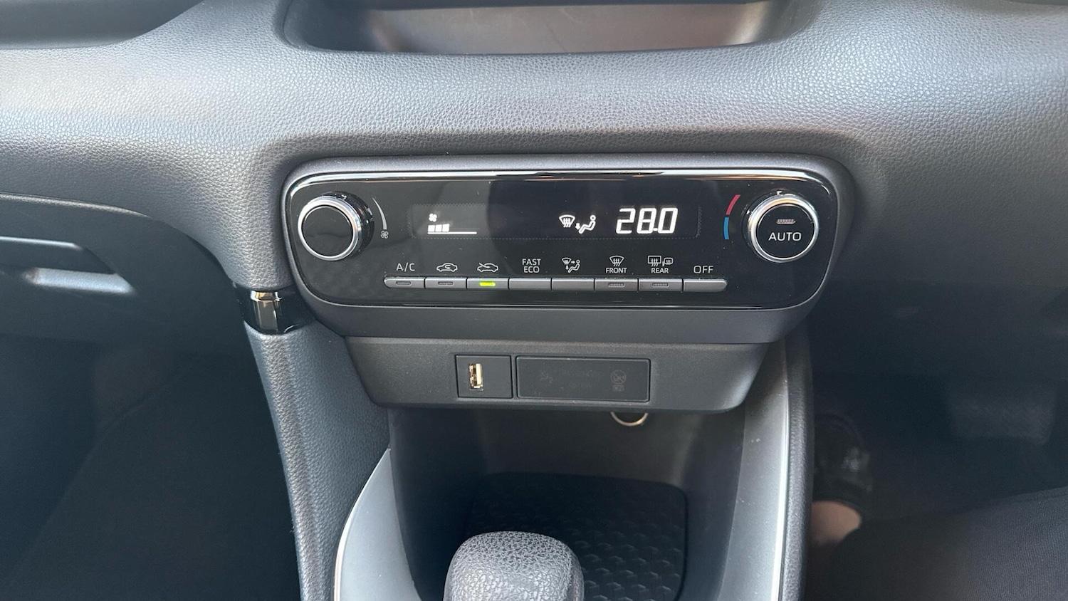 Used Toyota Yaris 2023 for sale - 77144254: Photo 35