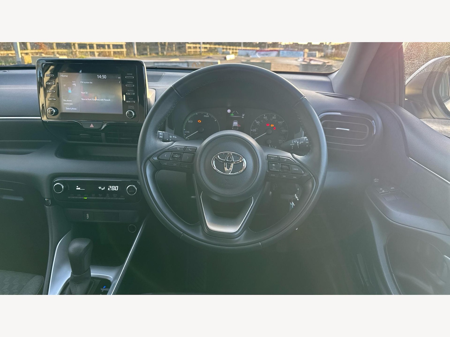 Used Toyota Yaris 2023 for sale - 77144254: Photo 8