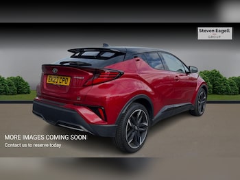 Used Toyota C-HR 2023 for sale - 78260447: Photo