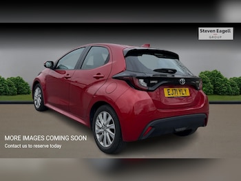 Used Toyota Yaris 2022 for sale - 78048177: Photo