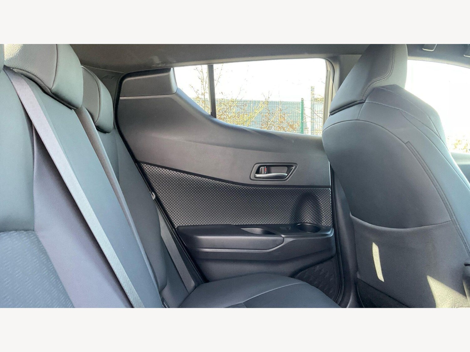 Used Toyota C-HR for sale - 77738357: Photo 14