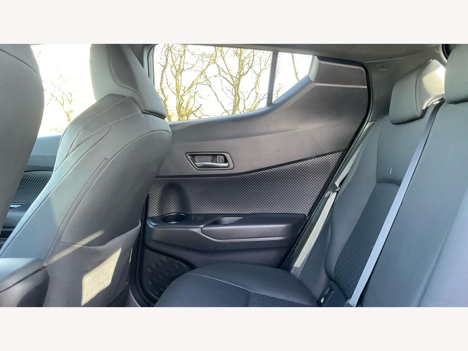 Used Toyota C-HR for sale - 77738357: Photo 15