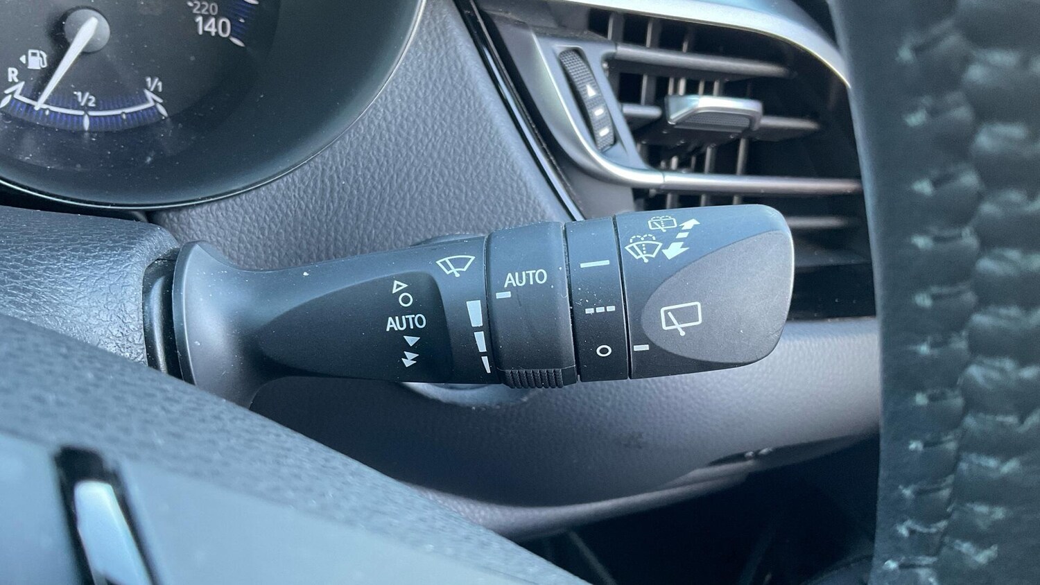 Used Toyota C-HR for sale - 77738357: Photo 33