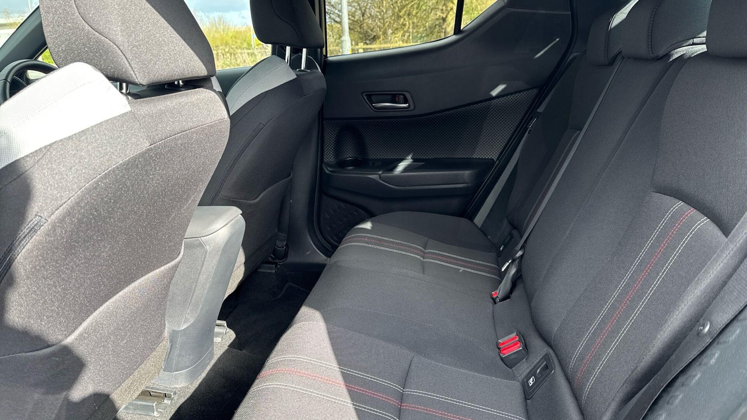 Used Toyota C-HR 2023 for sale - 78072977: Photo 15