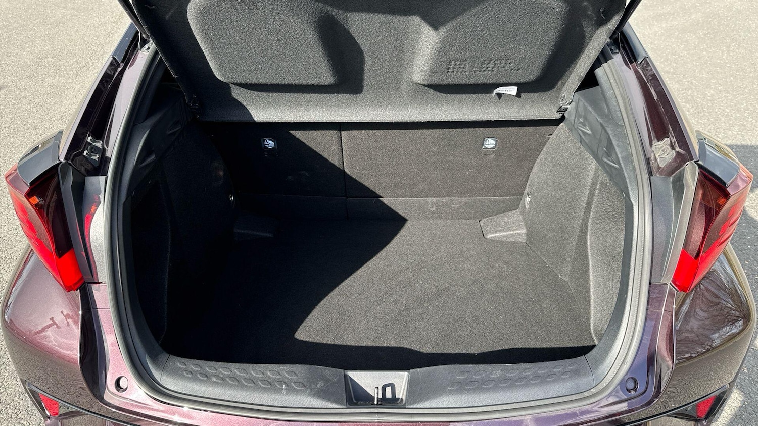 Used Toyota C-HR 2023 for sale - 78072977: Photo 16