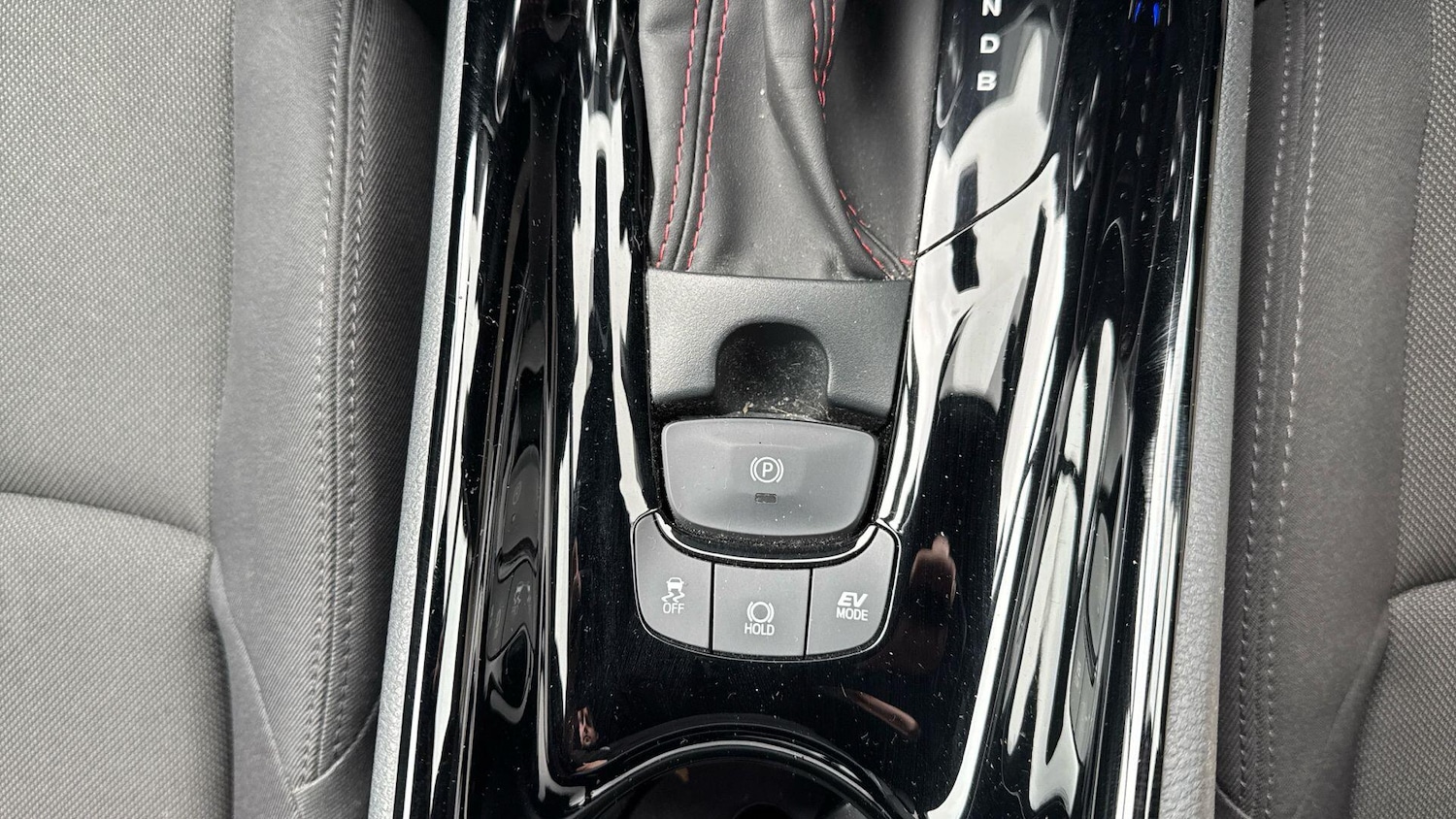 Used Toyota C-HR 2023 for sale - 78072977: Photo 36