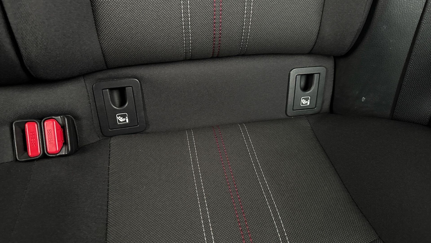 Used Toyota C-HR 2023 for sale - 78072977: Photo 40