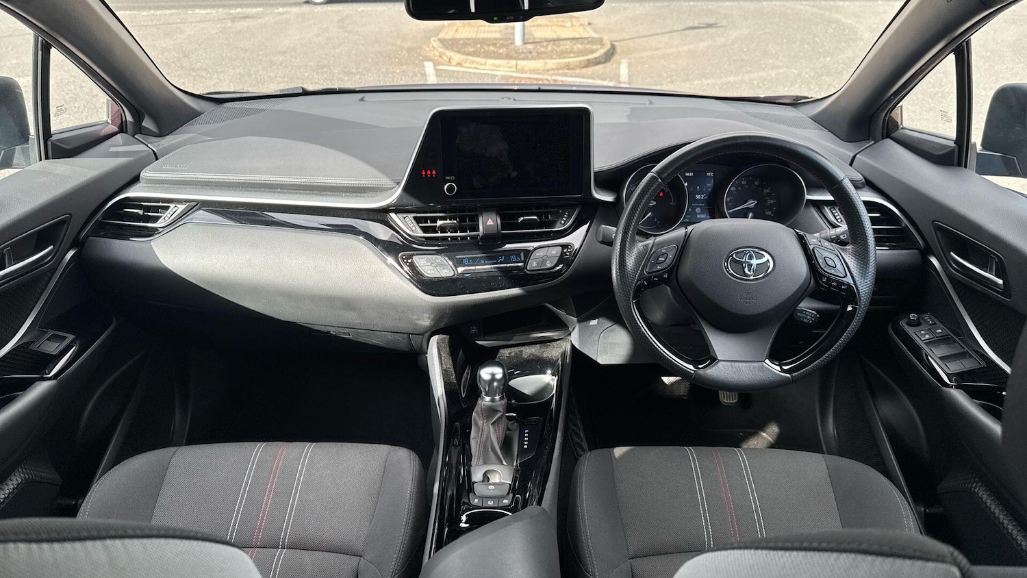 Used Toyota C-HR 2023 for sale - 78072977: Photo 7