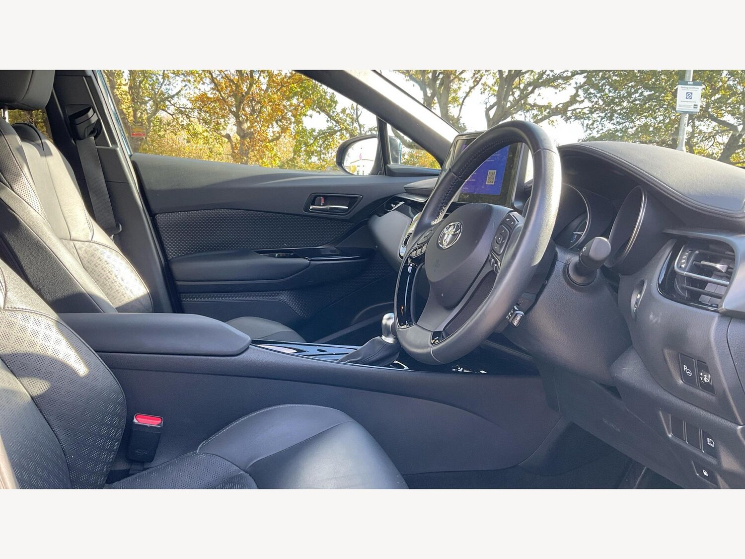 Used Toyota C-HR 2023 for sale - 77267736: Photo 13