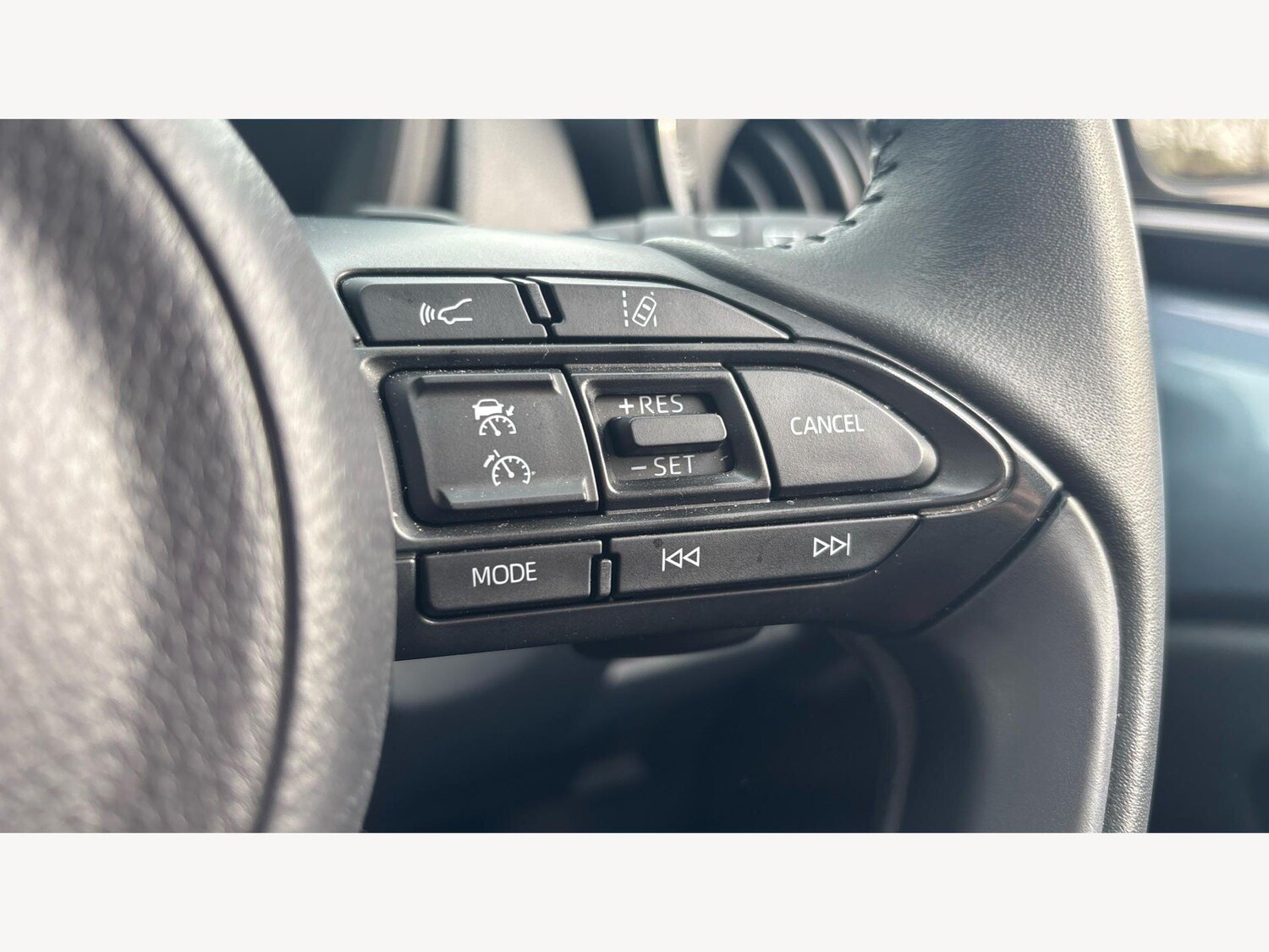 Used Toyota Aygo X 2024 for sale - 78072688: Photo 32