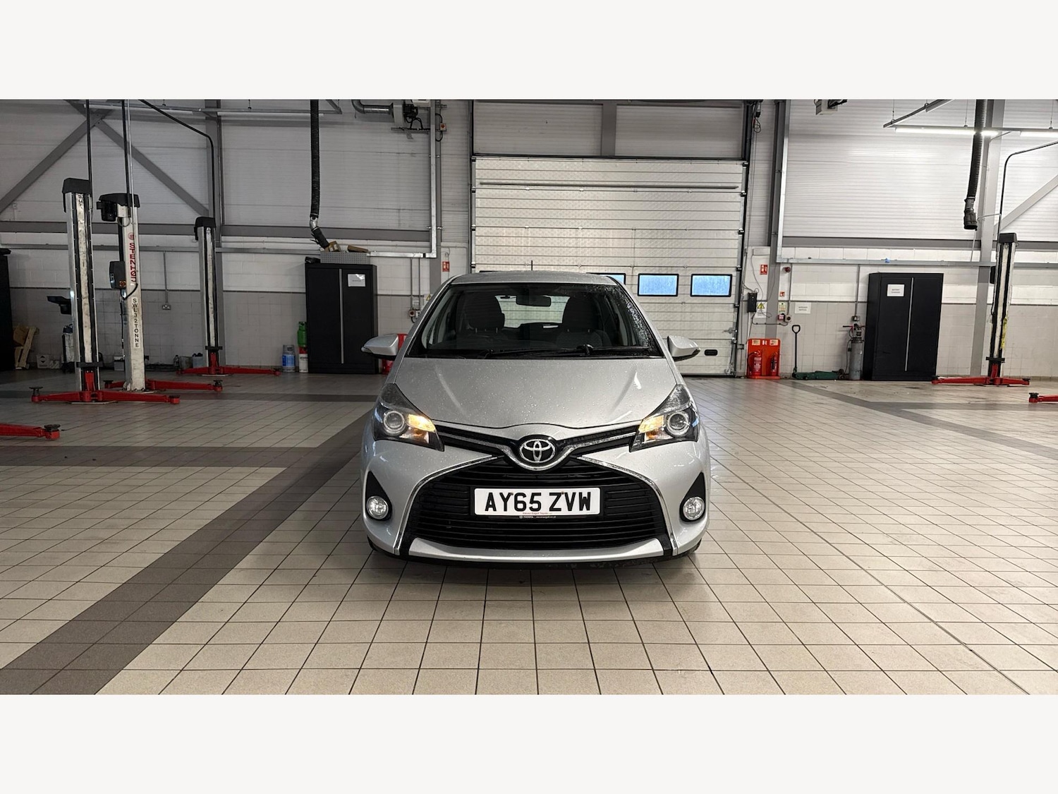Used Toyota Yaris 2015 for sale - 77574069: Photo 17
