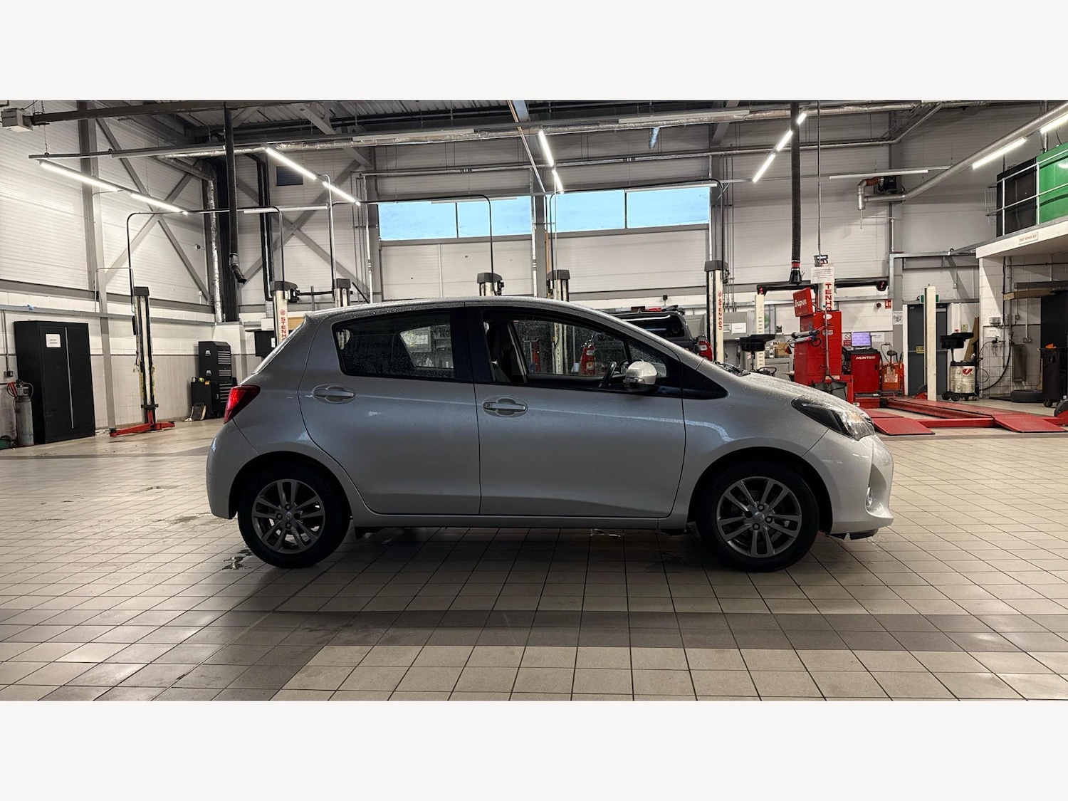 Used Toyota Yaris 2015 for sale - 77574069: Photo 18