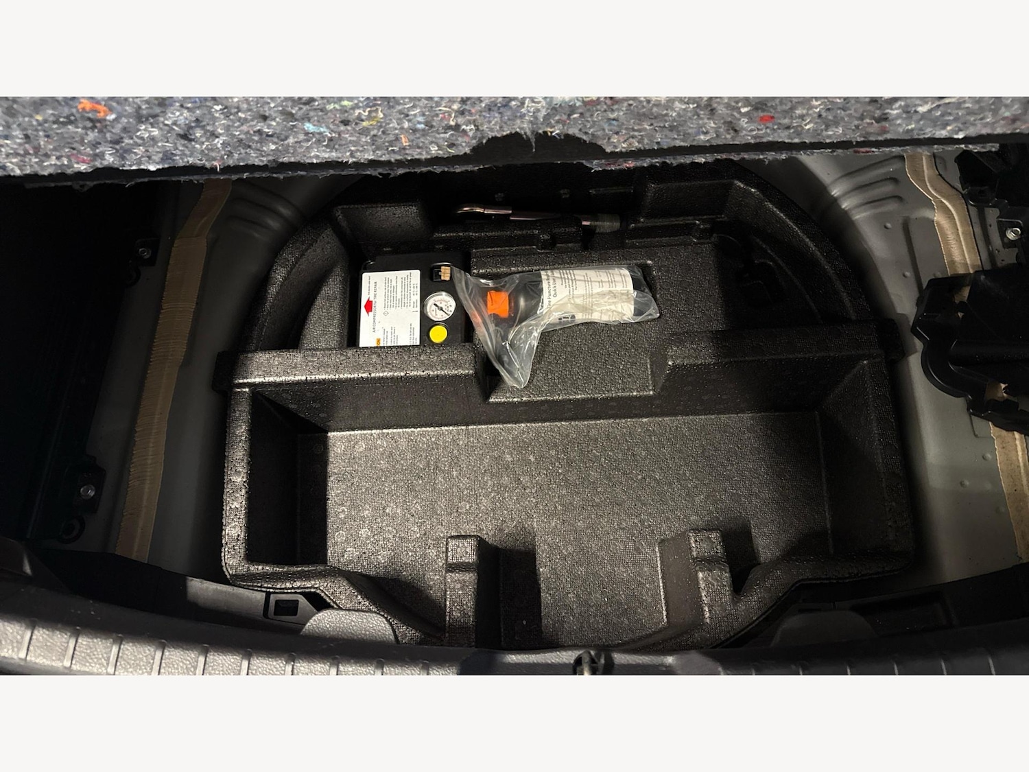 Used Toyota Yaris 2015 for sale - 77574069: Photo 22