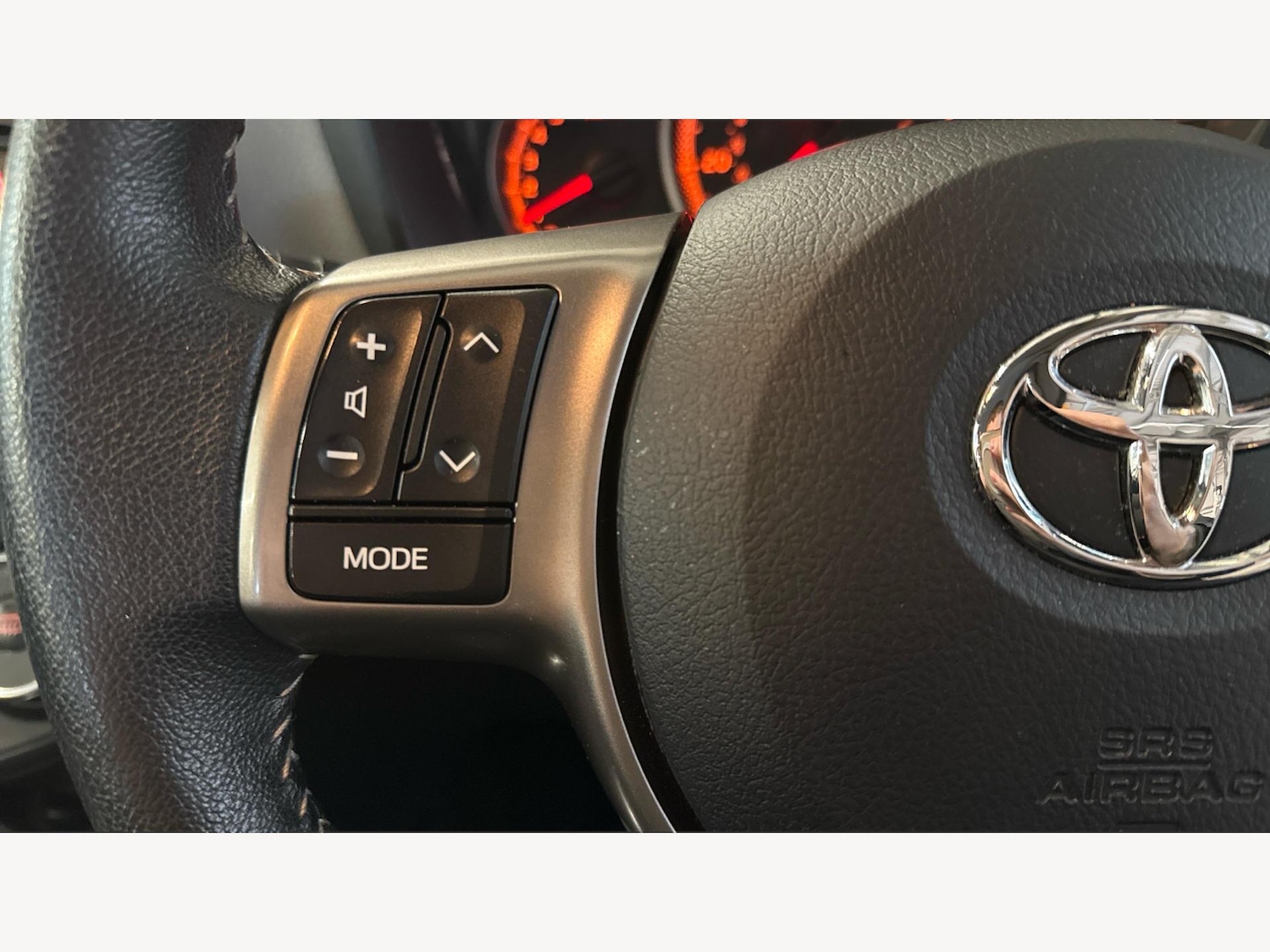 Used Toyota Yaris 2015 for sale - 77574069: Photo 25