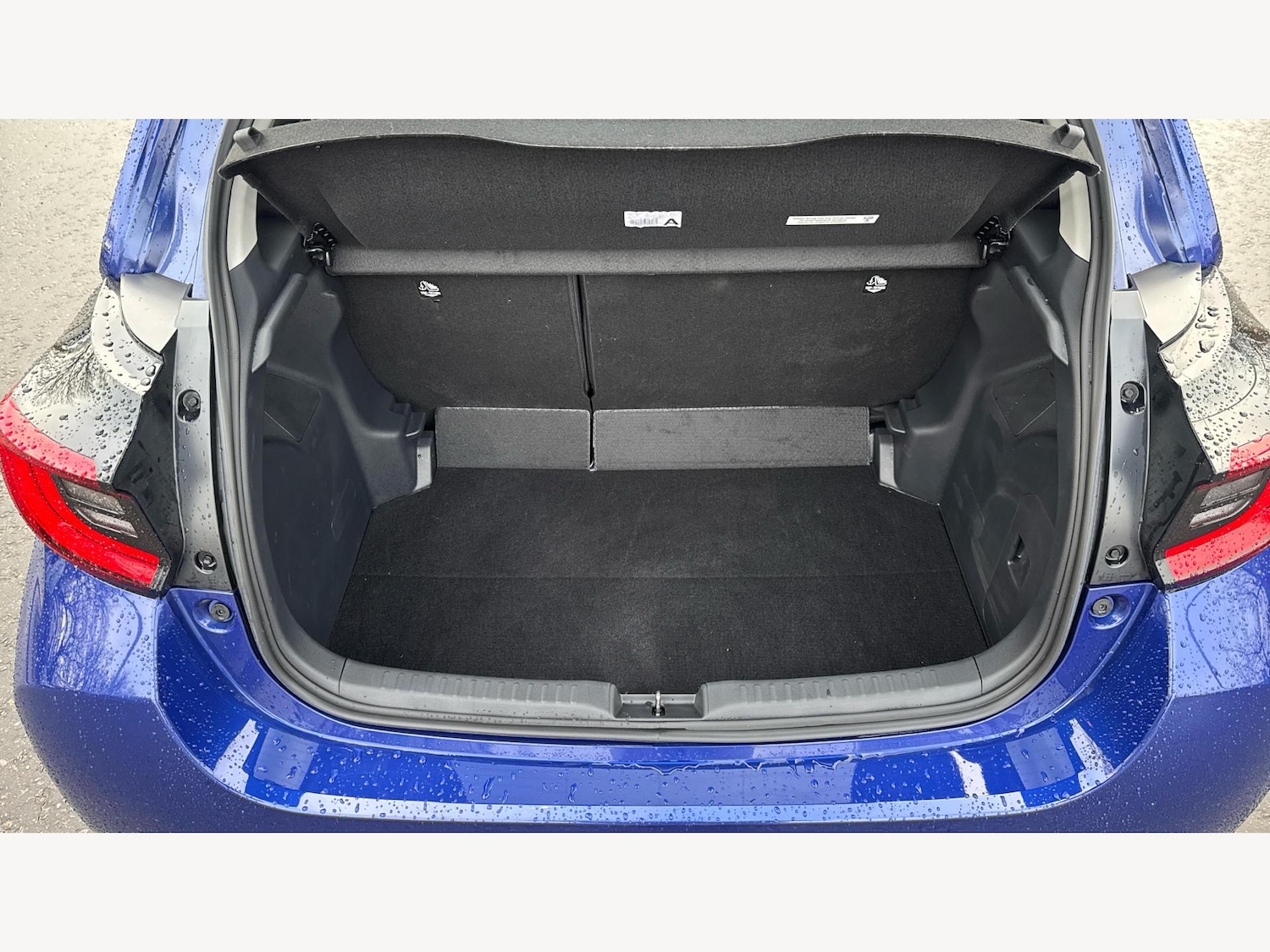 Used Toyota Yaris for sale - 77242748: Photo 16